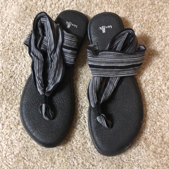 Sanuk Shoes - Sabin Sandals